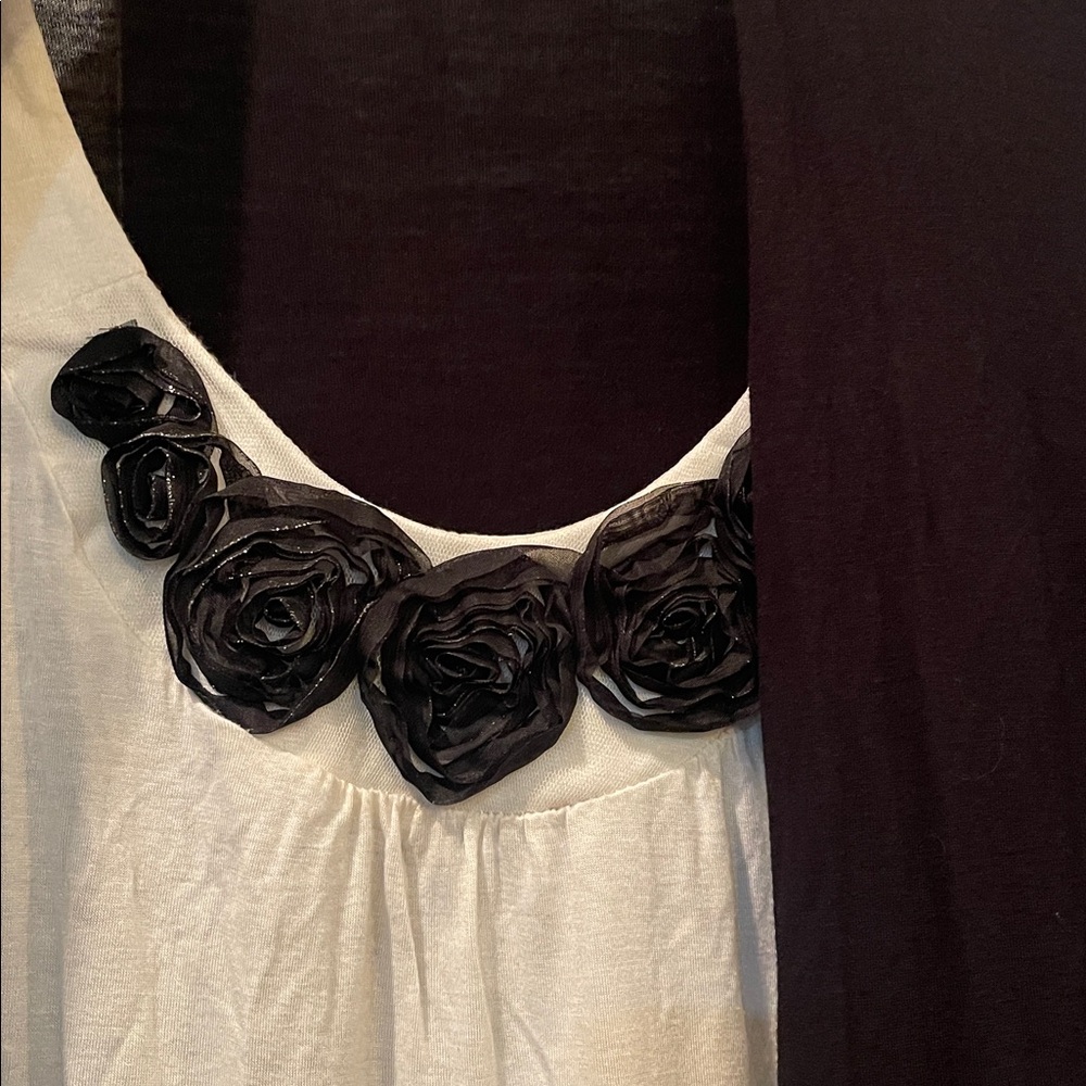 Black cardigan with attached cami with black flower design - Picture 2 of 6